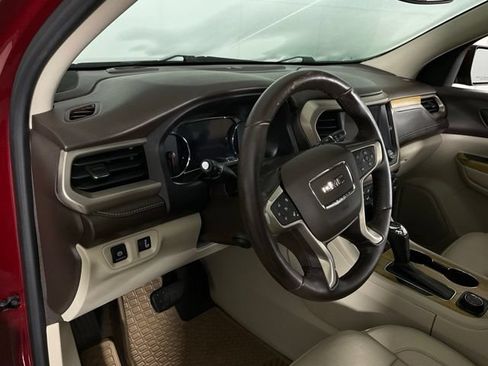 Used 2017 GMC Acadia Denali w/ Technology Package FWD image 20