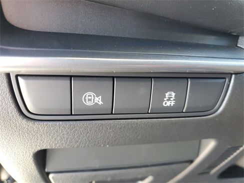 Certified 2025 MAZDA MAZDA3 s Sport image 9