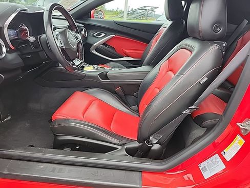 Used 2022 Chevrolet Camaro LT w/ RS Package image 6