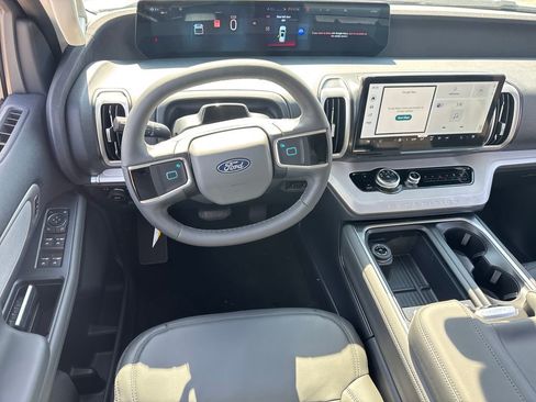 New 2026 Ford Expedition Max Active AWD/4WD image 15
