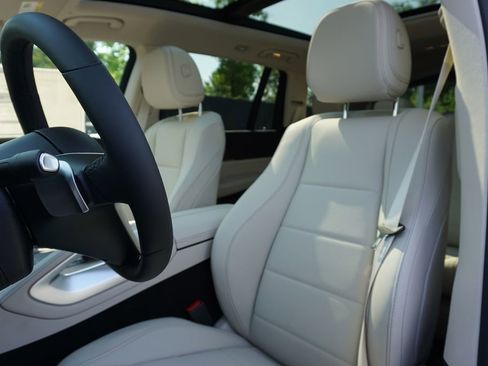 New 2026 Mercedes-Benz GLS 450 4MATIC image 13