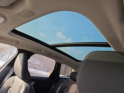 New 2026 Volvo XC60 B5 Plus w/ Protection Package Premier image 12