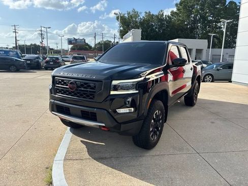 Used 2024 Nissan Frontier Pro-X w/ Technology Package RWD image 3