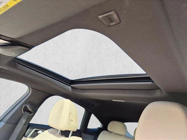 Used 2023 BMW i4 eDrive40 w/ Premium Package RWD image 19