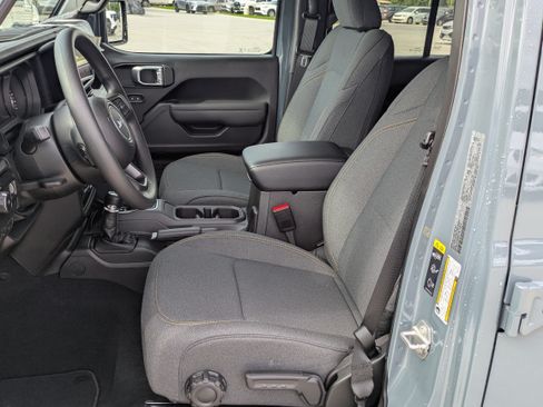 New 2026 Jeep Wrangler Unlimited Sport AWD/4WD image 10