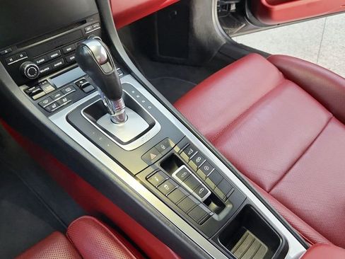 Used 2017 Porsche 911 Targa 4S image 18