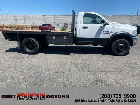 Used 2017 RAM 5500 Tradesman w/ Power & Remote Entry Group image 7