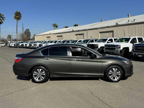 Used 2013 Honda Accord LX image 10