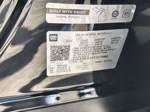 Certified 2026 GMC Acadia Elevation w/ Elevation Premium Package FWD image 33