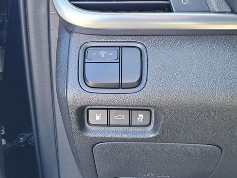 Used 2018 Kia Optima EX image 17