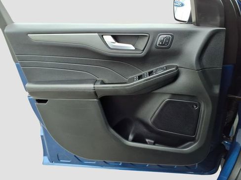 Used 2023 Ford Escape Active w/ Tech Pack #2 image 25