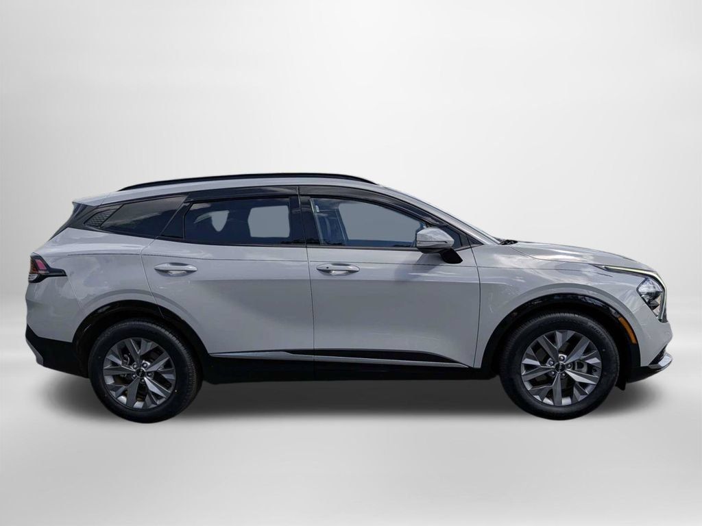 Used 2023 Kia Sportage SX FWD image 3