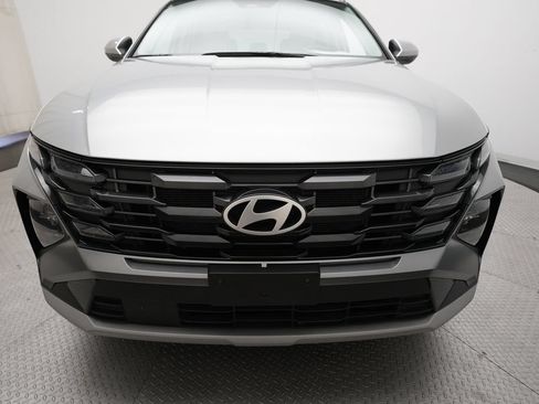 Used 2025 Hyundai Tucson SEL AWD/4WD image 22