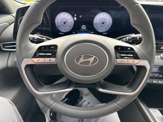 Certified 2024 Hyundai Elantra SEL w/ Convenience Package FWD image 8