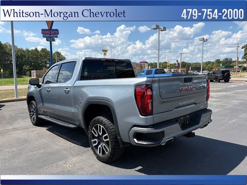 Used 2024 GMC Sierra 1500 AT4 w/ Technology Package AWD/4WD image 7
