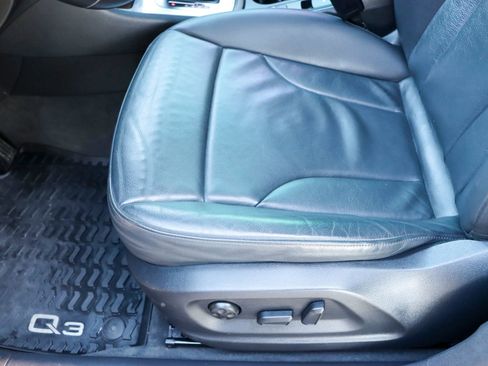 Used 2015 Audi Q3 2.0T Premium Plus w/ Driver Assistance Package image 16