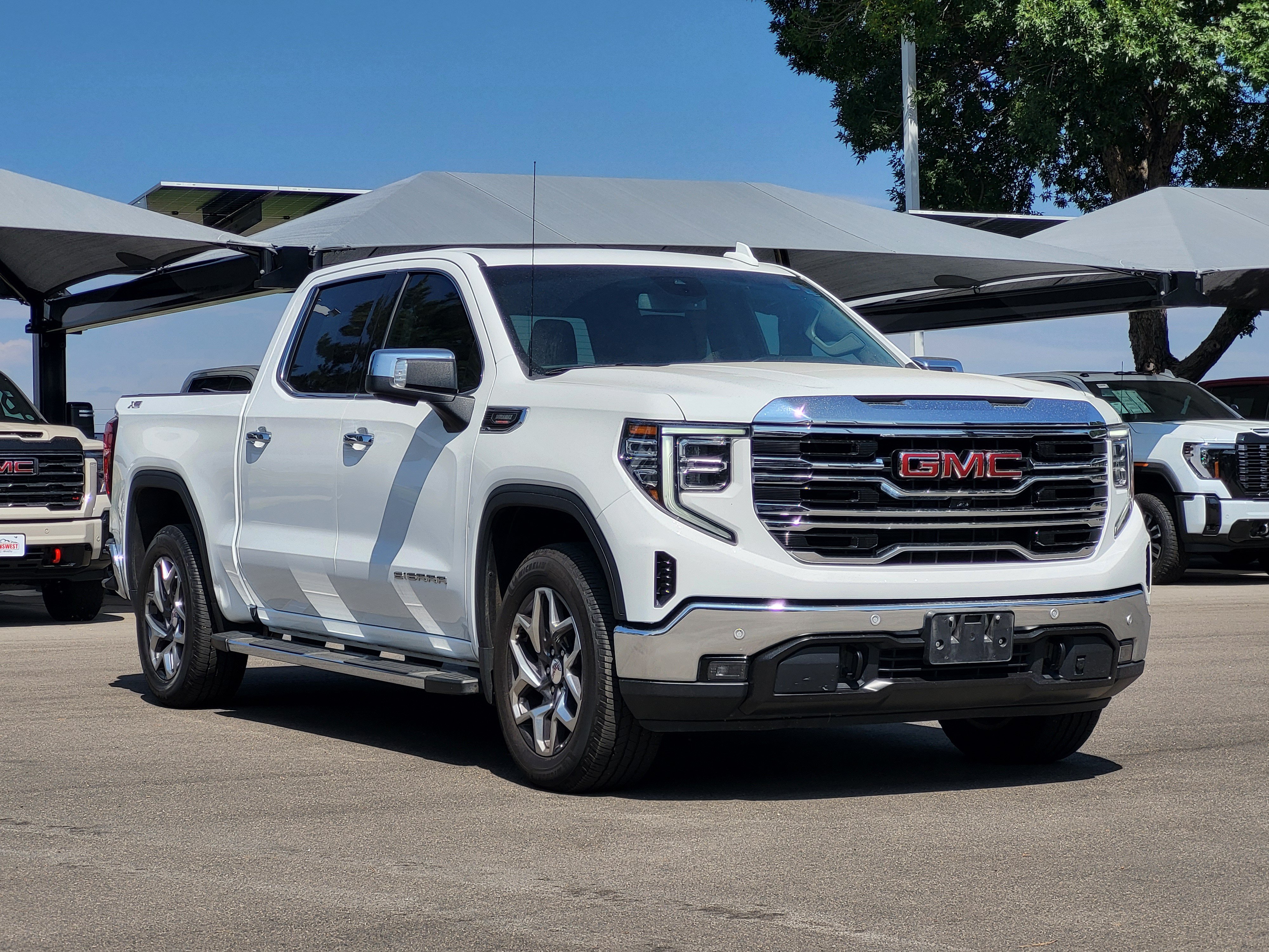 Certified 2024 GMC Sierra 1500 SLT w/ SLT Premium Plus Package AWD/4WD image 3