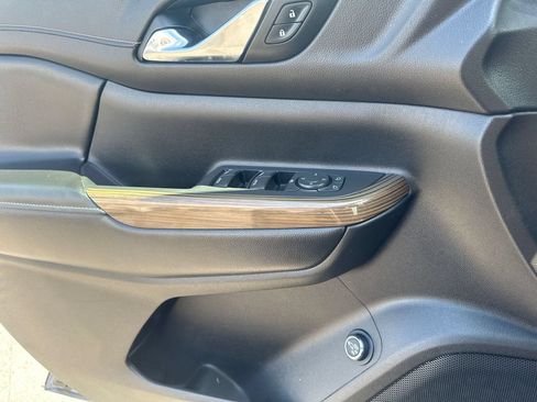 Used 2019 GMC Acadia SLE w/ Driver Alert Package I AWD/4WD image 36
