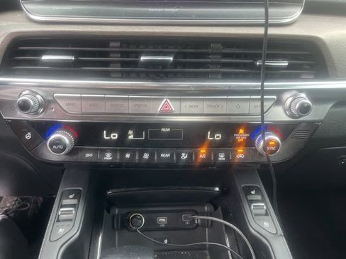 Used 2022 Kia Telluride SX w/ Nightfall Edition Package image 16