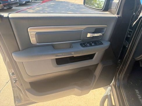 Used 2018 RAM 1500 Big Horn AWD/4WD image 11