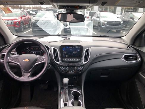 Used 2022 Chevrolet Equinox Premier image 12