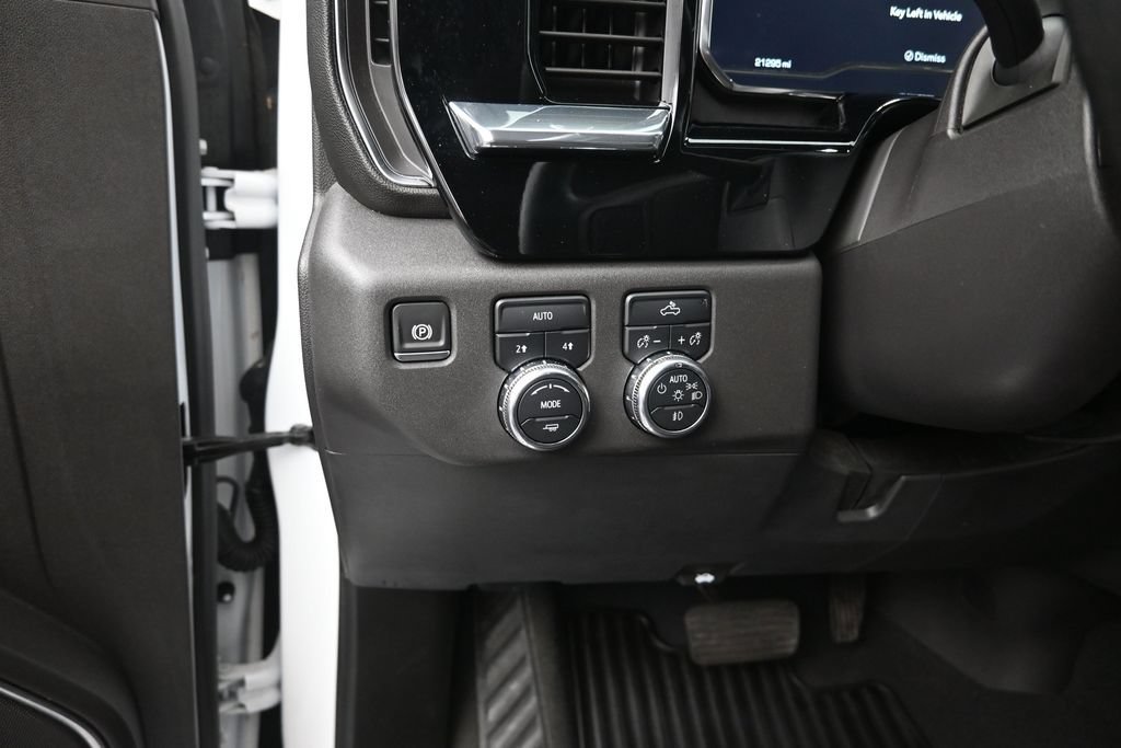 Used 2024 GMC Sierra 1500 Elevation AWD/4WD image 12