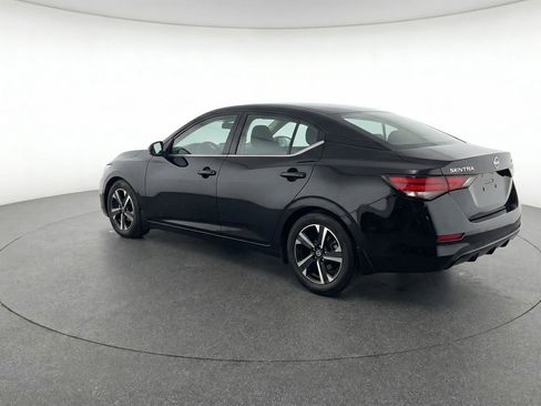 Used 2025 Nissan Sentra SV image 6