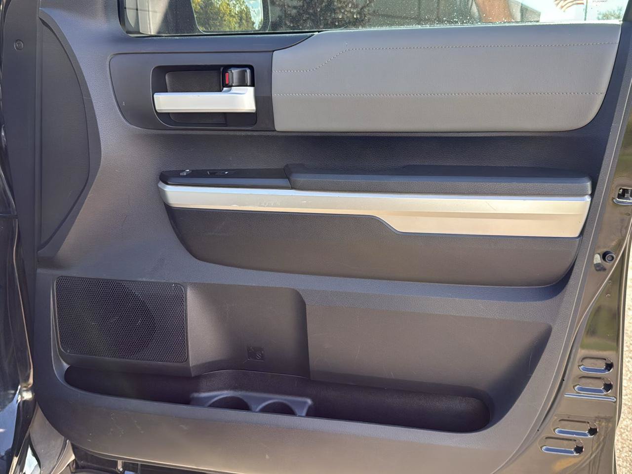 Used 2015 Toyota Tundra Limited AWD/4WD image 35