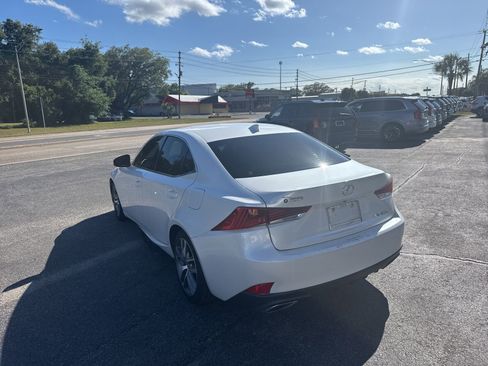 Used 2018 Lexus IS 300 w/ Accessory Package 2 RWD image 6