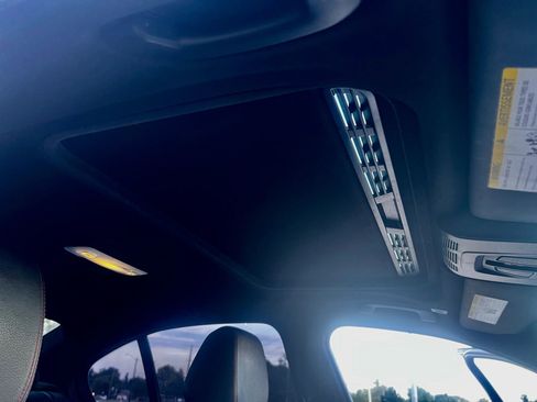 Used 2017 BMW 330i Sedan image 23