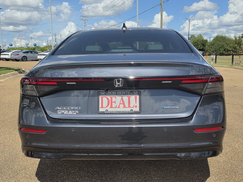 Certified 2025 Honda Accord EX-L image 6