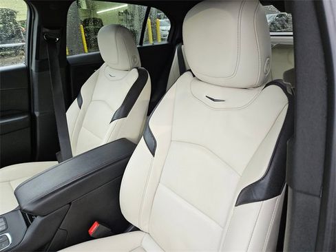 Used 2023 Cadillac XT4 Sport w/ Sun And Sound Package image 12