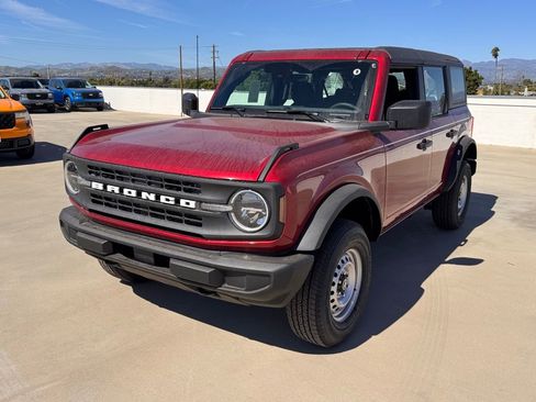 New 2026 Ford Bronco 4-Door image 7