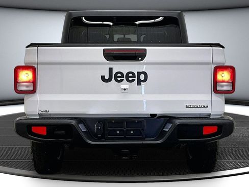 Used 2020 Jeep Gladiator Sport w/ Quick Order Package 24S image 5