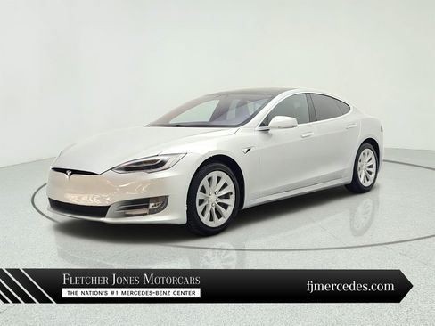 Used 2018 Tesla Model S 75D AWD/4WD image 1