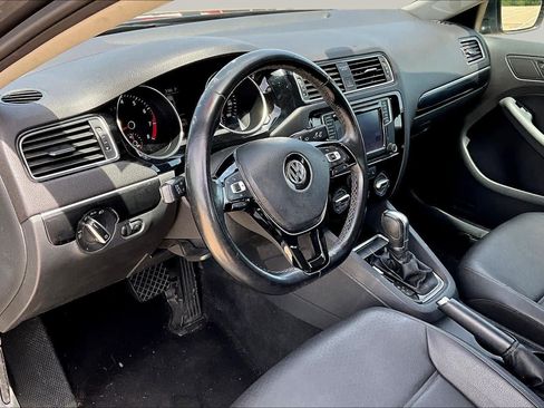 Used 2016 Volkswagen Jetta SEL w/ Lighting Package FWD image 18