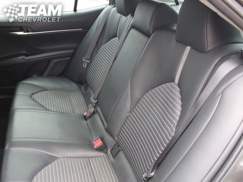 Used 2024 Toyota Camry SE image 21