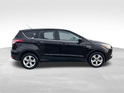 Used 2013 Ford Escape SE image 9