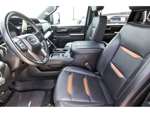 Used 2025 GMC Sierra 2500 AT4 AWD/4WD image 6