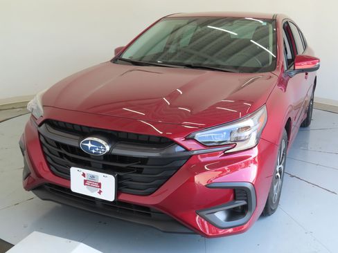 Certified 2025 Subaru Legacy Premium w/ Popular Package #1A AWD/4WD image 8