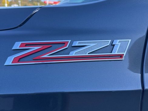 Used 2021 Chevrolet Tahoe Z71 w/ Luxury Package image 4