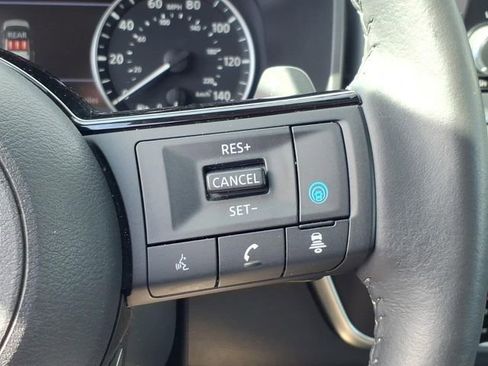 Used 2023 Nissan Rogue SV w/ SV Premium B Package image 24