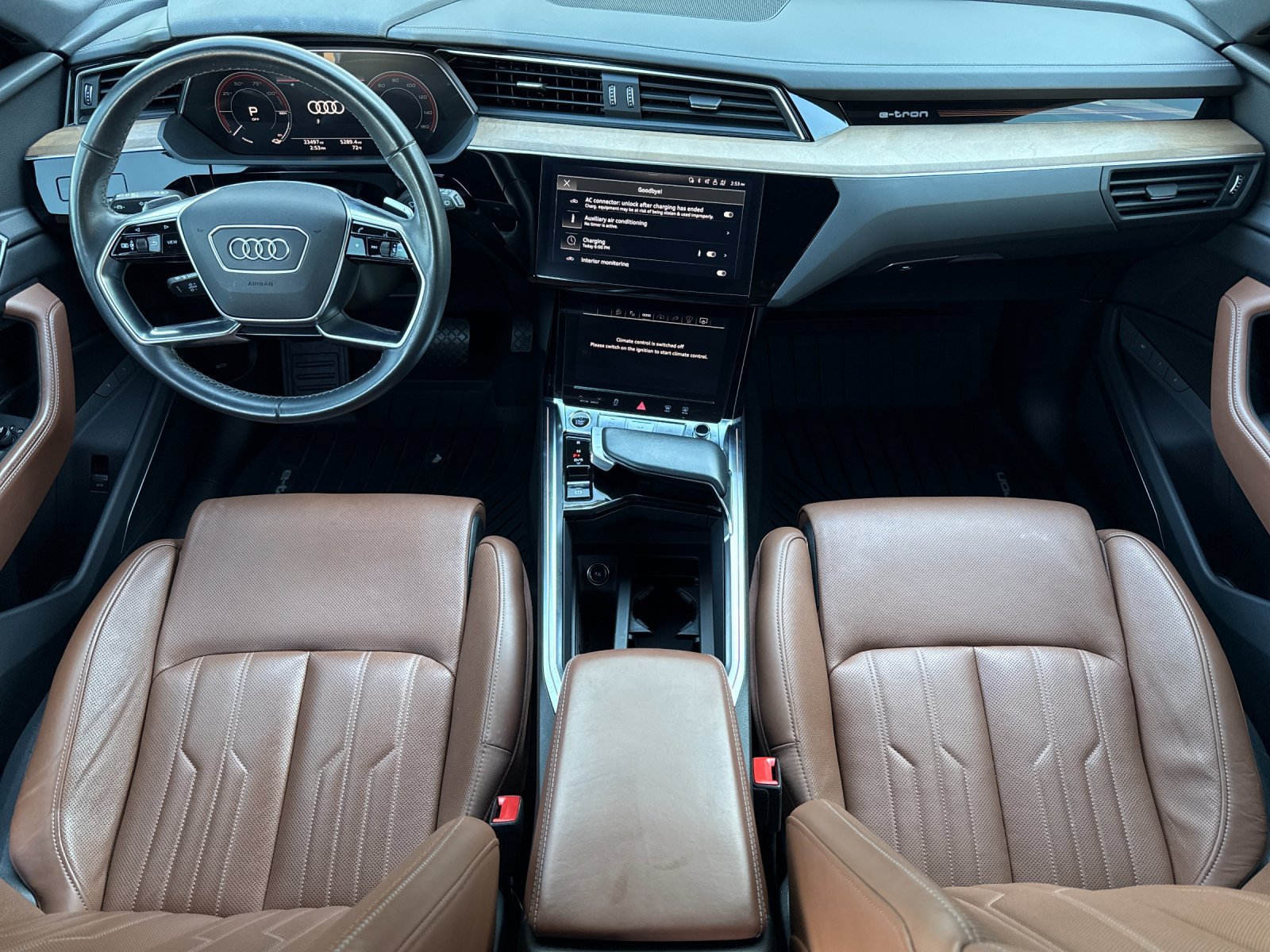 Used 2024 Audi Q8 e-tron Prestige w/ Prestige Package AWD/4WD image 14