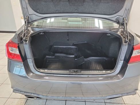 Used 2019 Subaru Legacy 2.5i Premium image 11