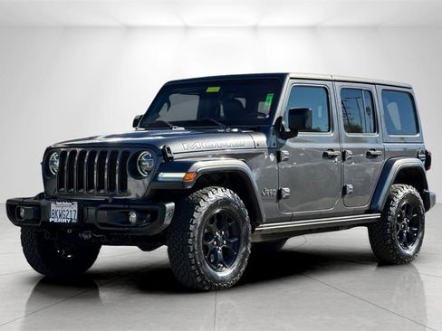 Used 2019 Jeep Wrangler Unlimited Sahara w/ Quick Order Package 24M Moab image 8