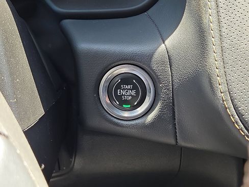 Used 2021 GMC Yukon AT4 w/ Technology Package AWD/4WD image 33