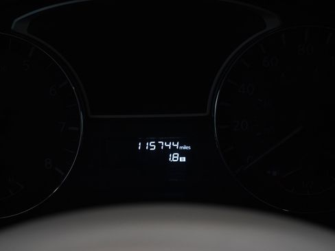 Used 2014 Nissan Pathfinder SL w/ SL Premium Package AWD/4WD image 28