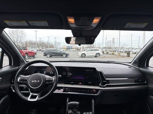 Used 2023 Kia Sportage X-Line AWD/4WD image 12
