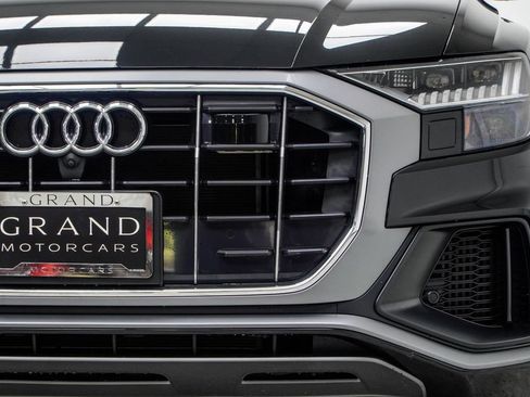 Used 2023 Audi Q8 Premium Plus AWD/4WD image 10