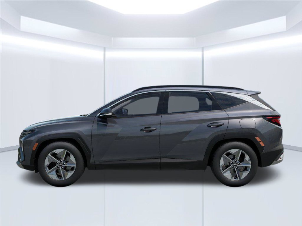 New 2026 Hyundai Tucson SEL Plus w/ Tow & Go Package FWD image 3